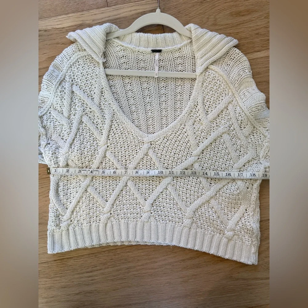 Free People Cropped Crochet Sweater - Size XS - Cream - Picture 4 of 5